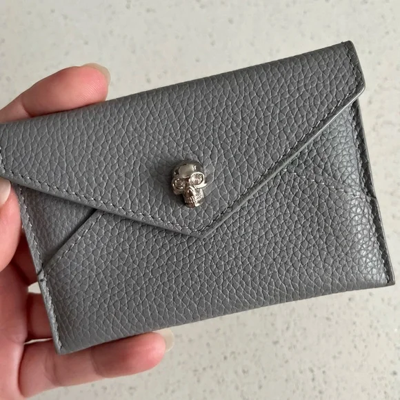 Alexander McQueen Grey Leather Envelope Card Holder - Picture 12 of 13